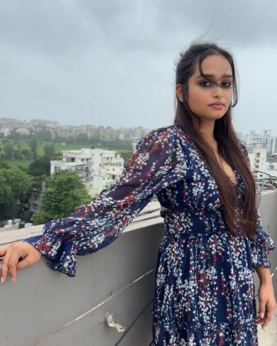 female Call Girls in Akbarpur